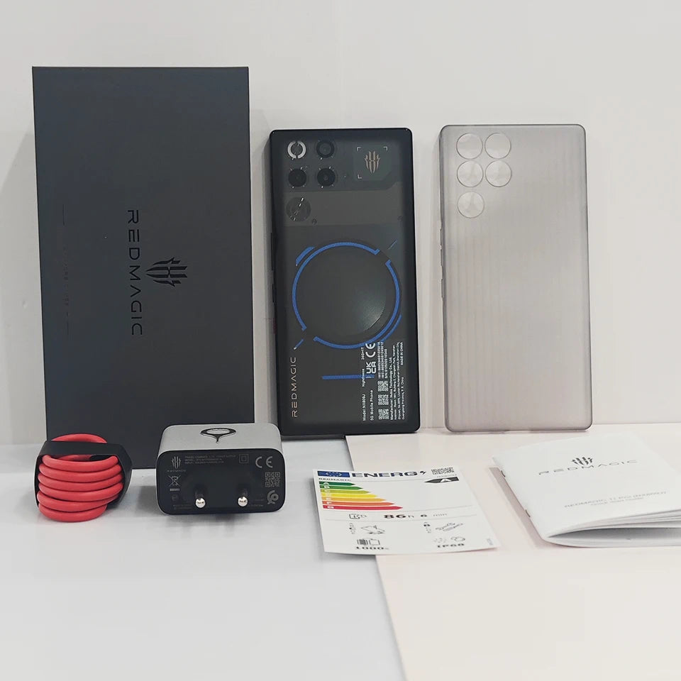 هاتف الألعاب RedMagic 11 Pro الذكي — سنابدراجون 8 إيليت، بطارية 7500 مللي أمبير